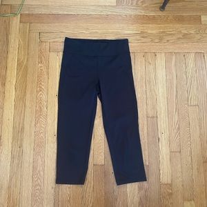 Bundle 5/$15 🛍 Aeropostale active Capri legging size M
